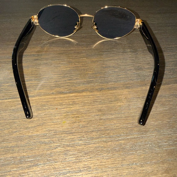 Celine Black Sunglasses Temple Arm with Gold Logo - Picture 4 of 7